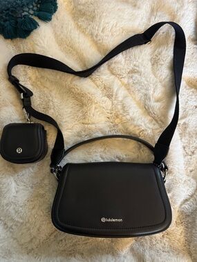 NWOT Lululemon Leather Alternative Mini Bag